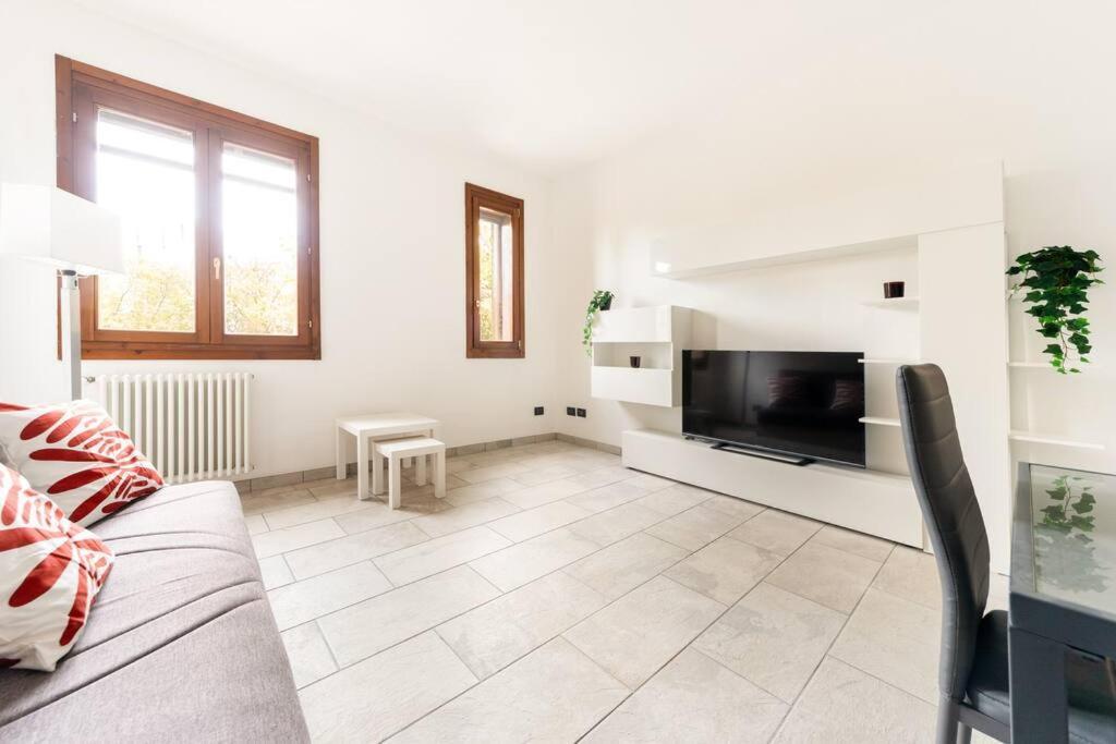 Appartamento Unico A Bologna Con 3 Camere E Parcheggio Gratuito Dış mekan fotoğraf